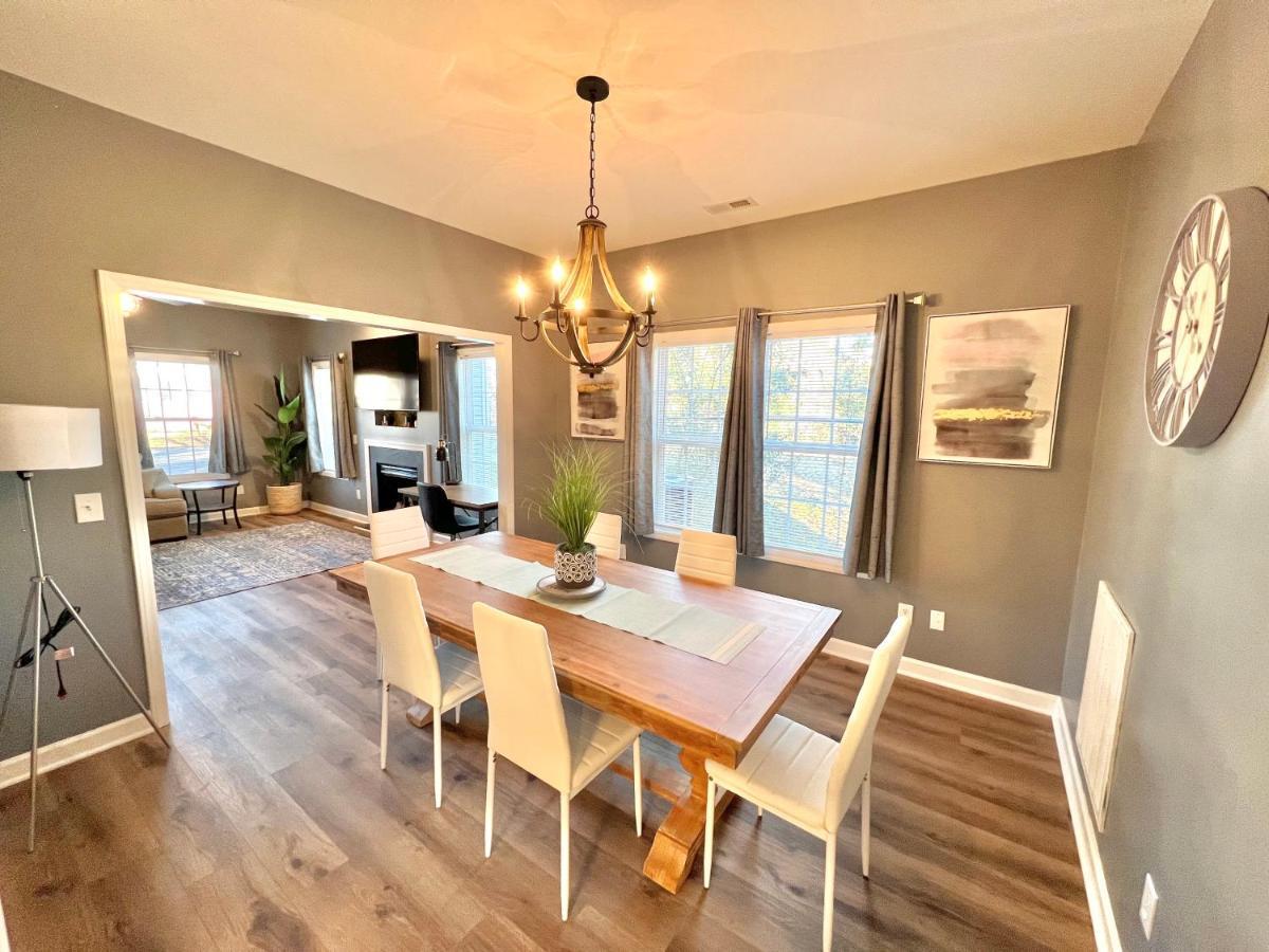 Beautiful, Spacious, Hidden Gem In Heart Of Wilmington Exterior photo